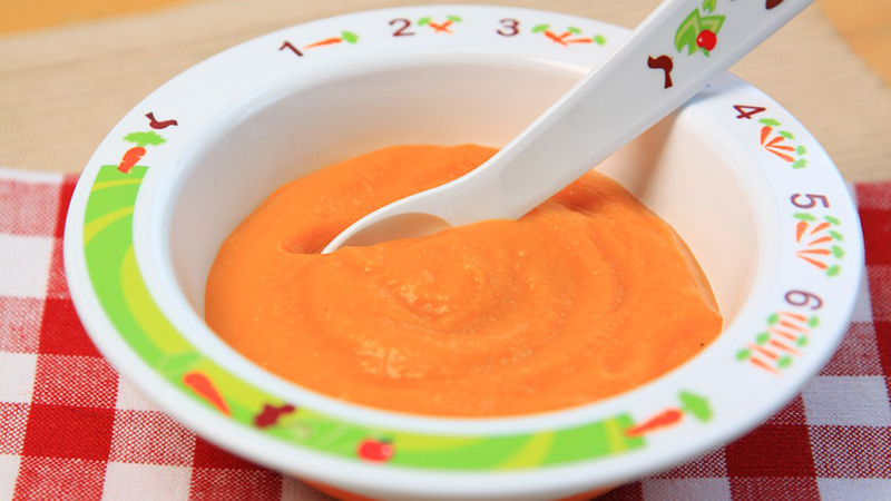Kết hợp nấu cháo giữa lươn và cà rốt sẽ tạo ra một món ăn cực kì lành tính và đầy đủ chất dinh dưỡng dành cho bé để bắt đầu một ngày mới. Kết hợp nấu cháo giữa lươn và cà rốt sẽ tạo ra một món ăn cực kì lành tính và đầy đủ chất dinh dưỡng dành cho bé để bắt đầu một ngày mới.