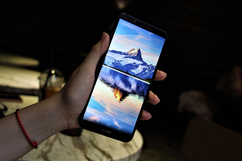 Đánh giá Huawei Y7 Prime 2018