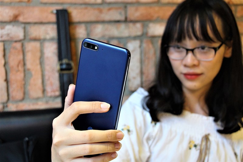 Đánh giá Huawei Y7 Prime 2018