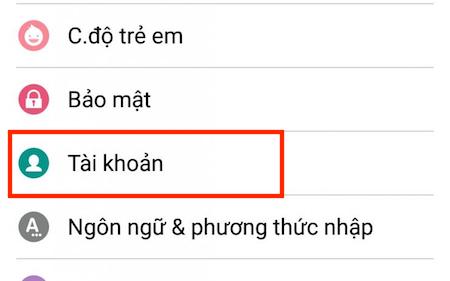 Lưu ý bạn phải chọn đúng thời điểm đã xóa nhầm danh bạ, điều này khá quan trọng khi máy sẽ đưa danh bạ về lại ngay thời điểm đó.