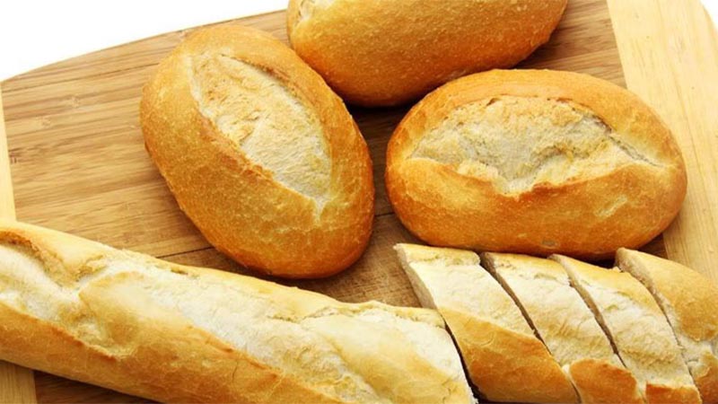 Dùng ruột bánh mì để khắc phục cơm nhão