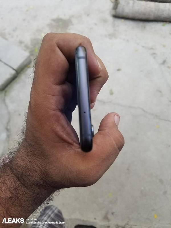 Huawei P20 lộ ảnh thực tế trên tay người dùng kèm thông số cấu hình