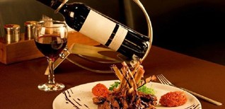 Rượu vang có hạn sử dụng không? Để được bao lâu?