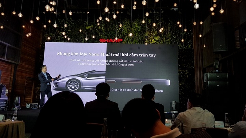 Sharp Aquos S3 ra mắt tại Việt Nam Sharp Aquos S3 ra mắt tại Việt Nam