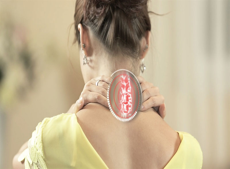 Thoái hóa đốt sống cổ là gì? Nguyên nhân, Dấu hiệu và Cách điều trị
