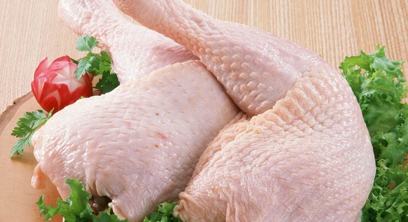 Xay thịt gà nên chọn phần đùi gà góc tư