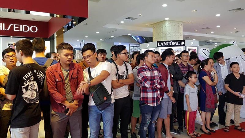 Khai trương Mi Store