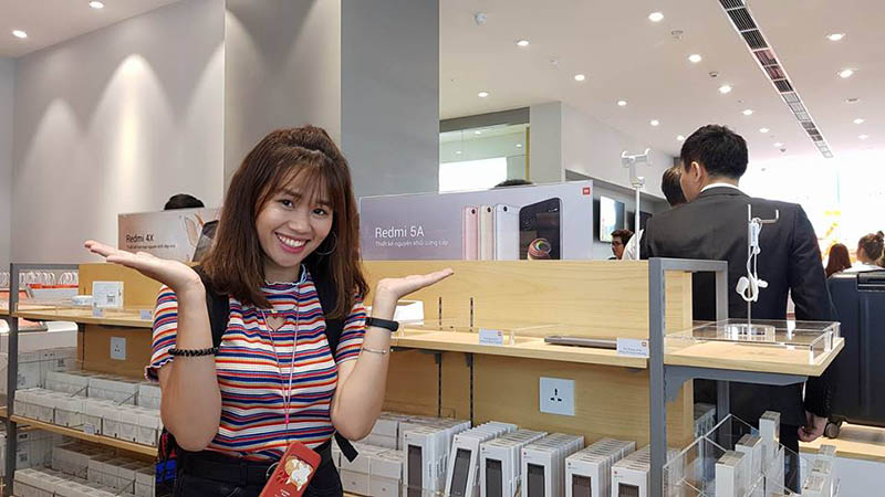 Khai trương Mi Store