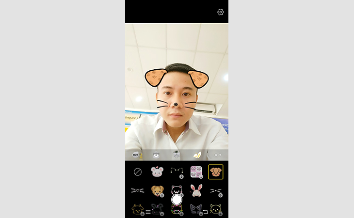 Hướng dẫn chụp ảnh AR Sticker trên Vivo V9