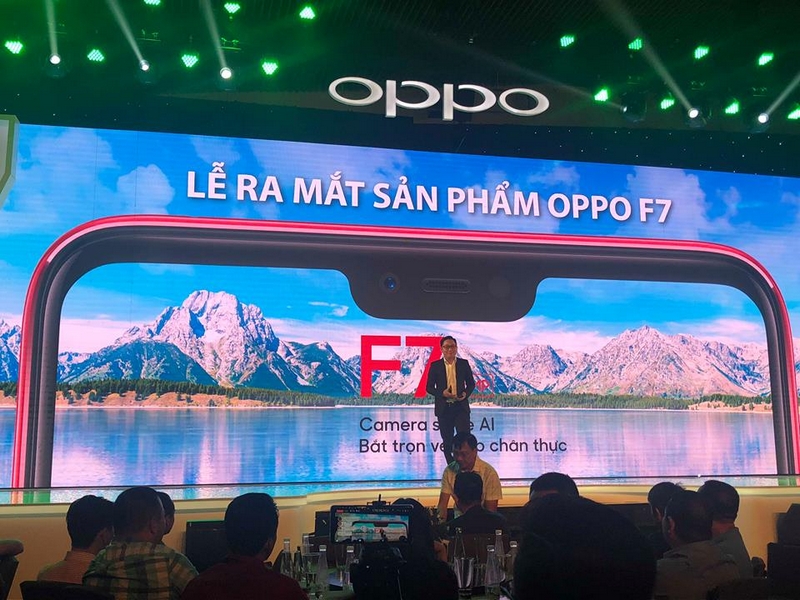 OPPO F7 ra mắt tại Việt Nam: Camera selfie 25 OPPO F7 ra mắt tại Việt Nam: Camera selfie 25