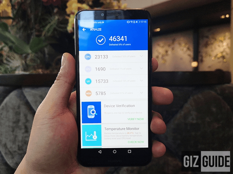 Mở hộp Huawei Y6 2018