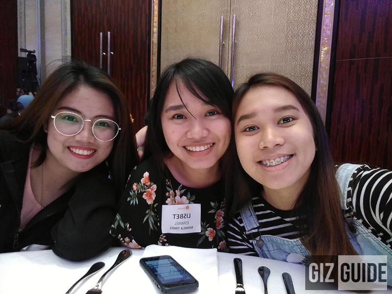 Ảnh chụp selfie từ Huawei Y6 2018