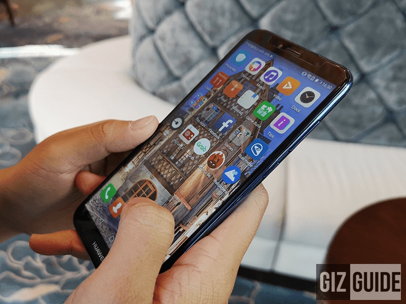 Mở hộp Huawei Y6 2018