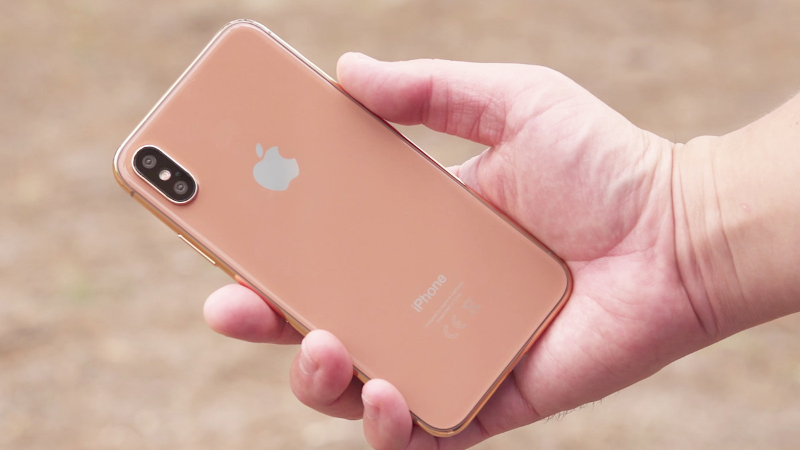 iPhone X smartphone tai thỏ