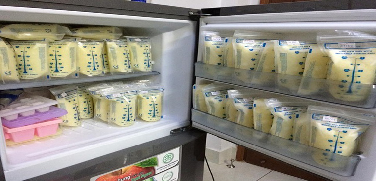 Nếu đã rã đông sữa mẹ trong tủ đông, có thể bảo quản lại trong tủ lạnh được không?