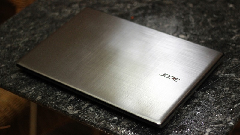 Đánh giá Acer E5 476