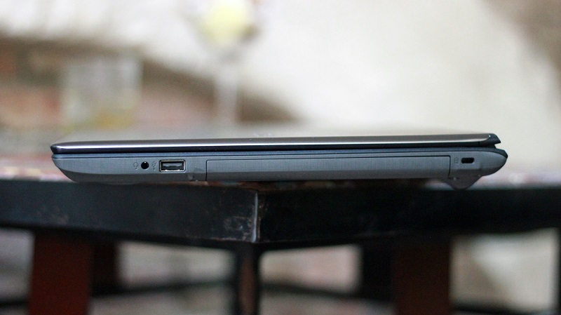 Đánh giá Acer E5 476