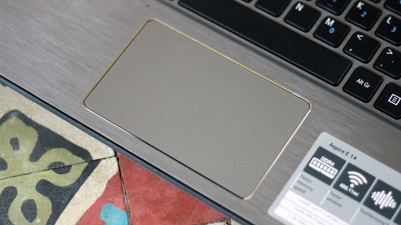 Đánh giá Acer E5 476