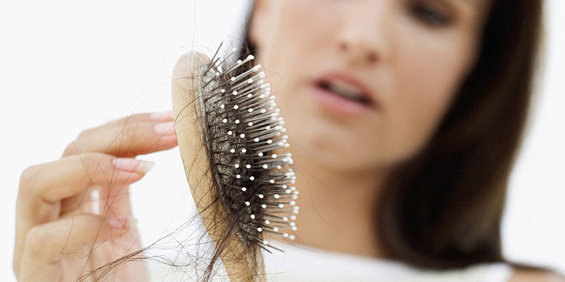 Nếu nguyên nhân bị rụng tóc do cơ thể có tính nhiệt thì không nên dùng gừng, bởi gừng sẽ sinh nhiệt, khiến tình trạng nguy hiểm hơn.