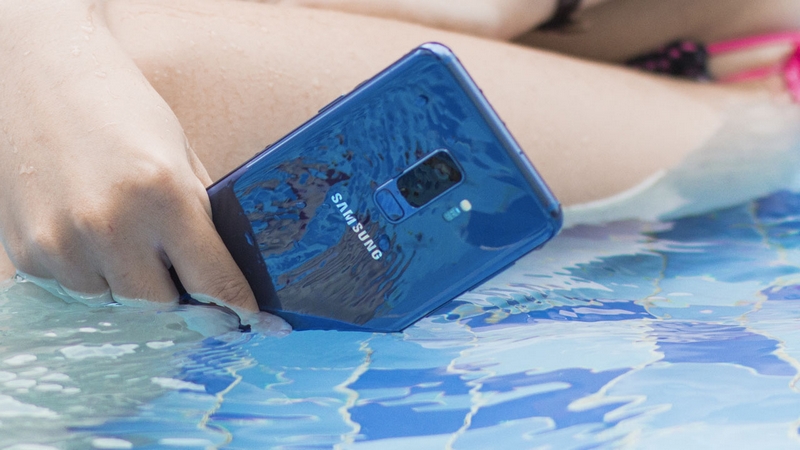 Galaxy S9+ xanh san hô