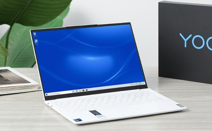 laptop thiết bị phù hợp với người thường xuyên phải di chuyển