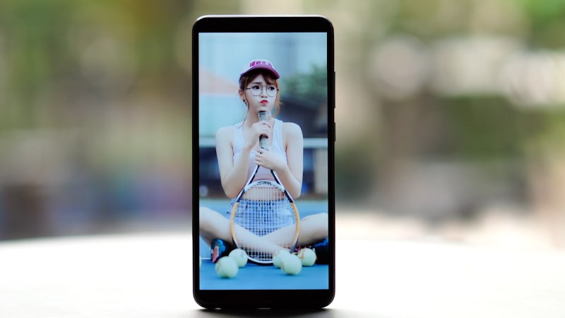 Minigame: Chia sẻ Äặc Äiá»m nháºn dạng Vivo Y71, tặng 01 máy!