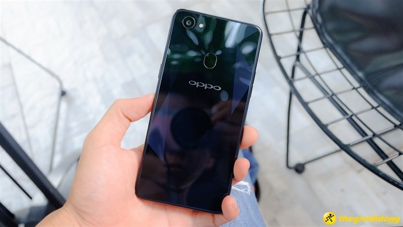 OPPO F7 đen OPPO F7 đen