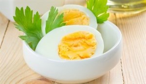 Bài thuốc chữa bệnh từ trứng gà bạn nên biết