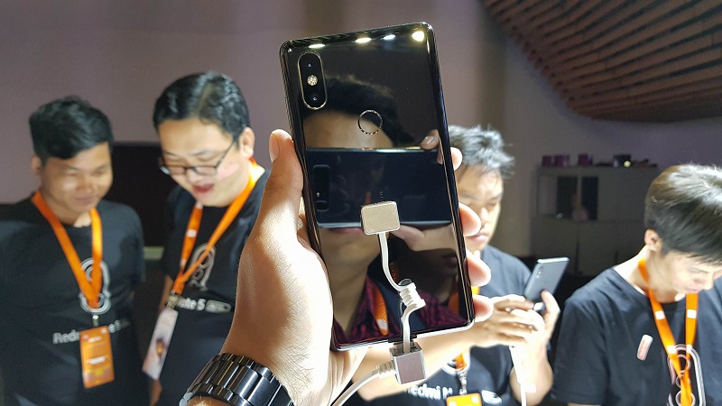 Trên tay nhanh Mi Mix 2S