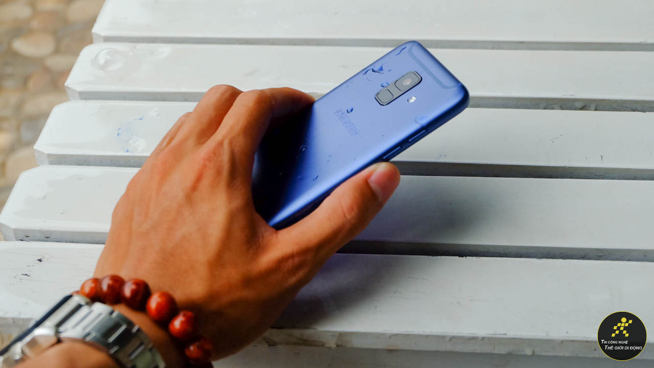 Đánh giá Galaxy A6 2018