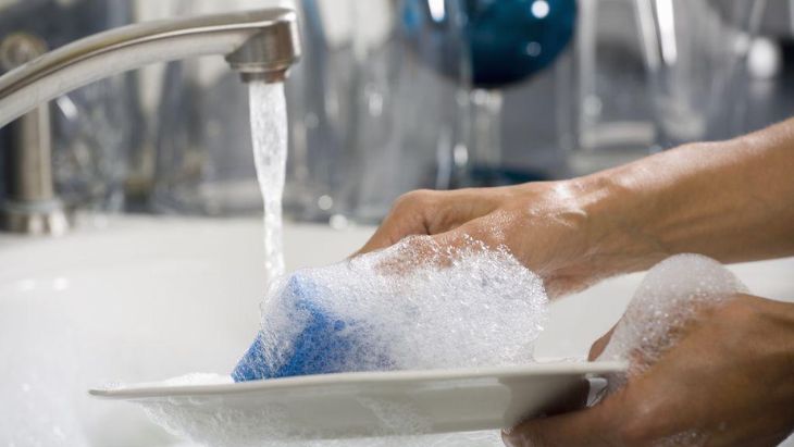 Use a soft material dishwashing sponge to avoid scratches
