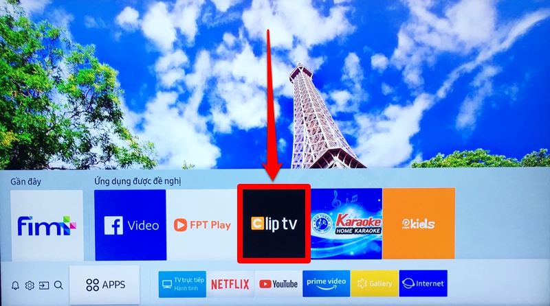 Giao diện tivi màn hình chính hiện lên chọn ứng dụng ClipTV