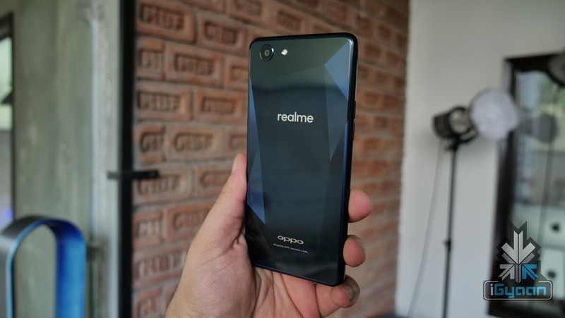 OPPO Realme 1 lộ ảnh trên tay người dùng trước ngày ra mắt OPPO Realme 1 lộ ảnh trên tay người dùng trước ngày ra mắt