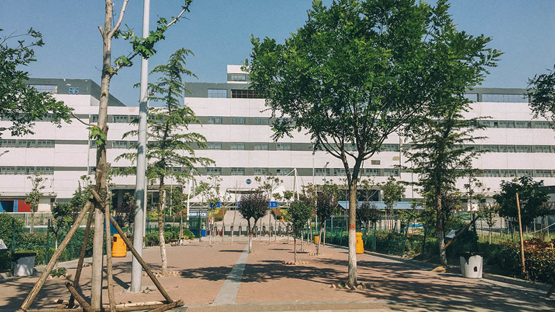 Nhà máy sản xuất iPhone_5