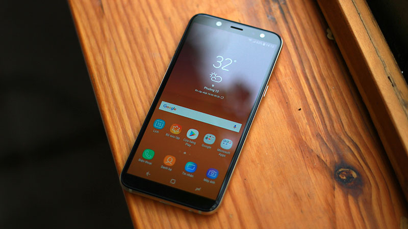 Đánh giá Galaxy A6
