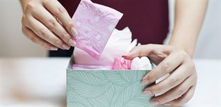 Lựa chọn băng vệ sinh 'mát lạnh' ngày hè