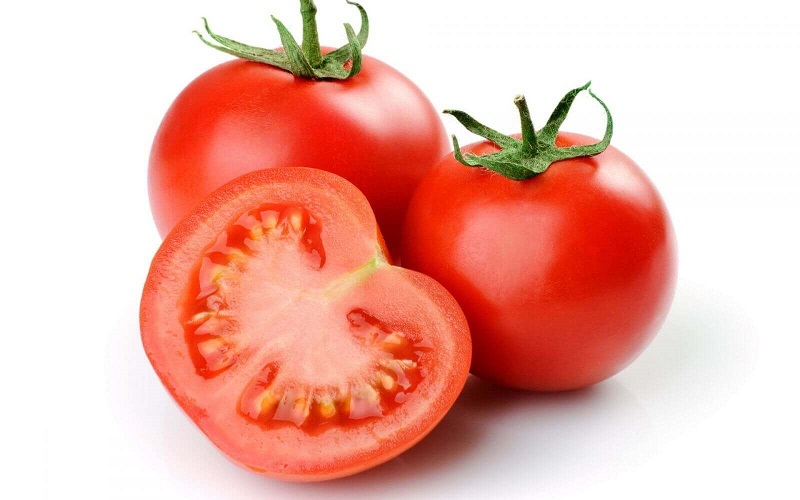 Làm mặt nạ bằng cà chua