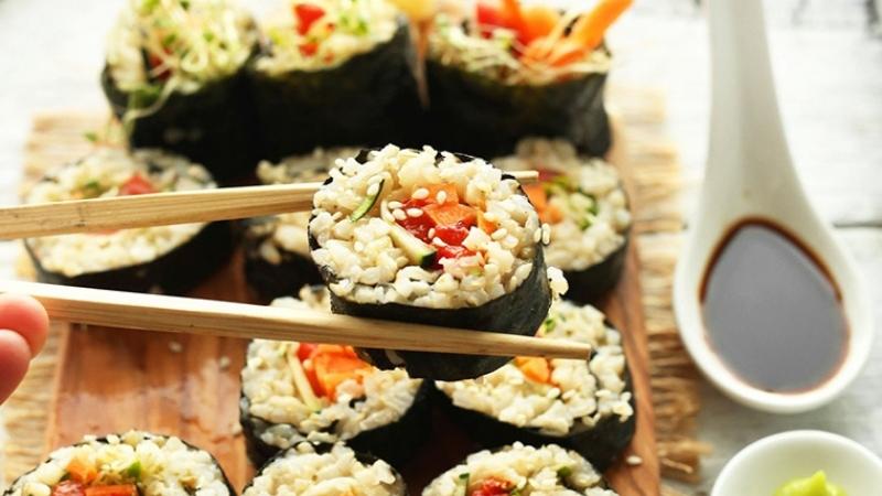 How to make standard rice rolls from brown rice for dieters