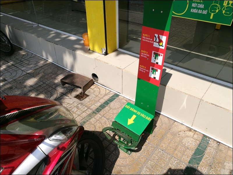 Rô bốt giữ xe tự động của Bách hoá Xanh tại TP.HCM có gì đặc biệt? Rô bốt giữ xe tự động của Bách hoá Xanh tại TP.HCM có gì đặc biệt?