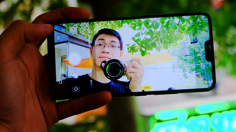 Mẹo quay video đẹp hơn bằng camera trước của Vivo V9