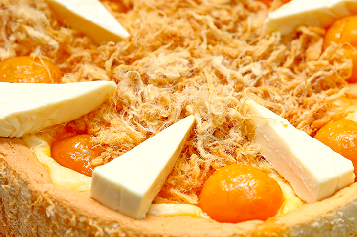 Nguyên liệu và dụng cụ bánh bông lan trứng muối bằng chảo chống dính