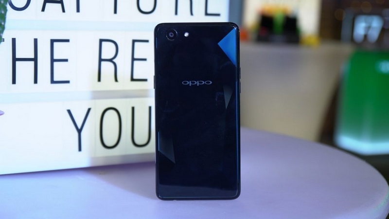 OPPO F7 Youth