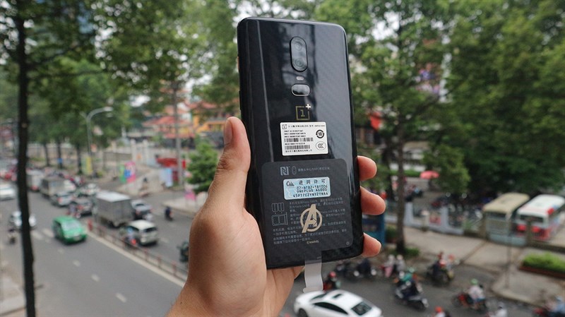 OnePlus 6 phiên bản Avengers: Infinity War