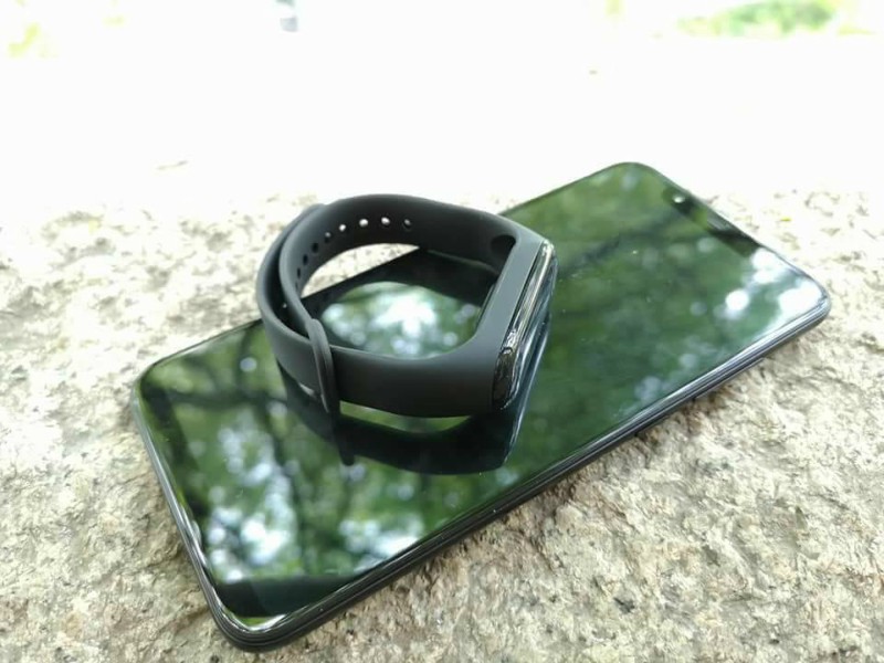 Mi 8 và Mi Band 3