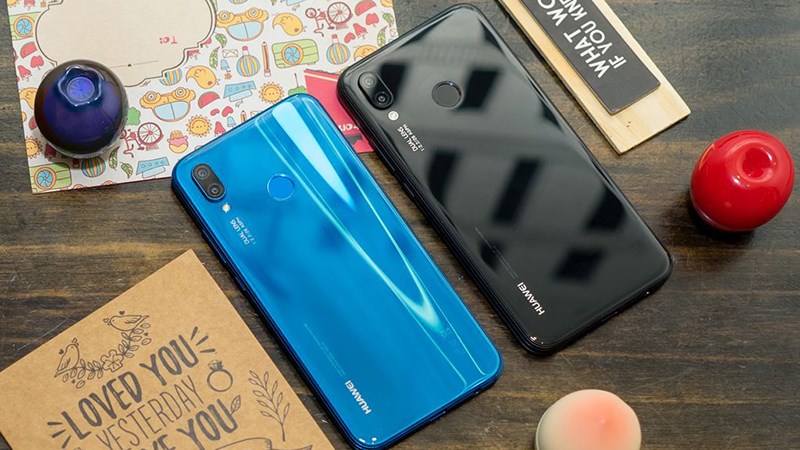 Smartphone tầm trung lên ngôi