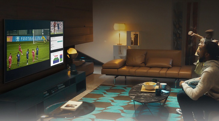 Tivi Samsung là thương hiệu nước nào? Có tốt không? > Công nghệ Multi View giúp cho người dùng có thể xem đa nội dung trên một màn hình