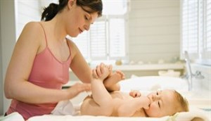 Cách chăm sóc vùng kín cho trẻ sơ sinh mà các mẹ cần lưu ý