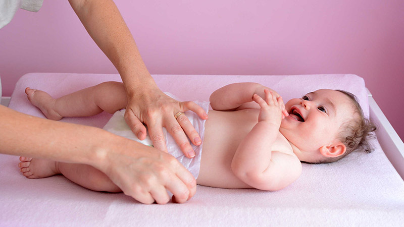 Cách chăm sóc vùng kín cho trẻ sơ sinh mà các mẹ cần lưu ý