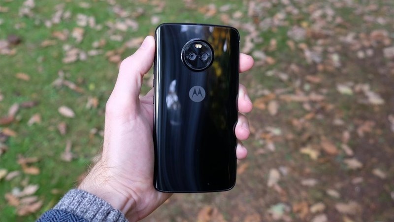 Moto X4, Moto Z2 Play thiết kế cao cấp, camera kép giảm giá mạnh Moto X4, Moto Z2 Play thiết kế cao cấp, camera kép giảm giá mạnh