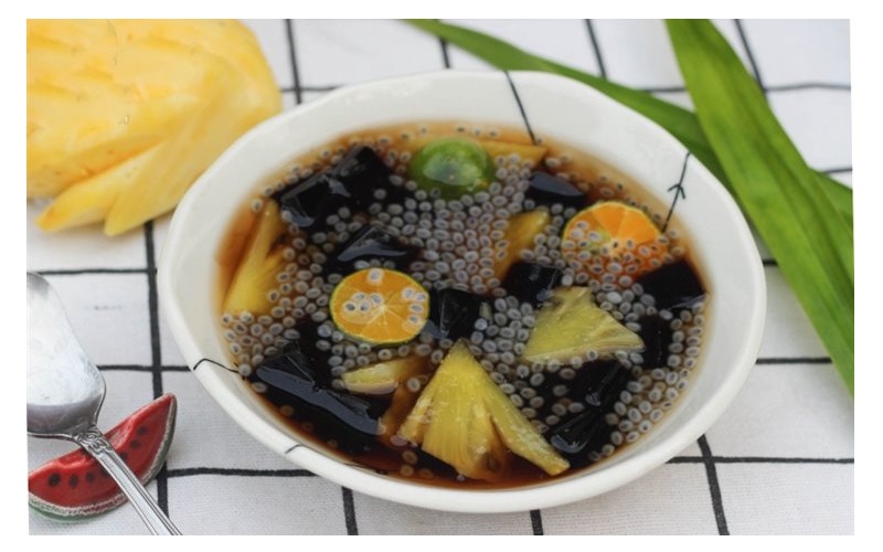 Pha chế nước trà tắc sương sáo hạt é